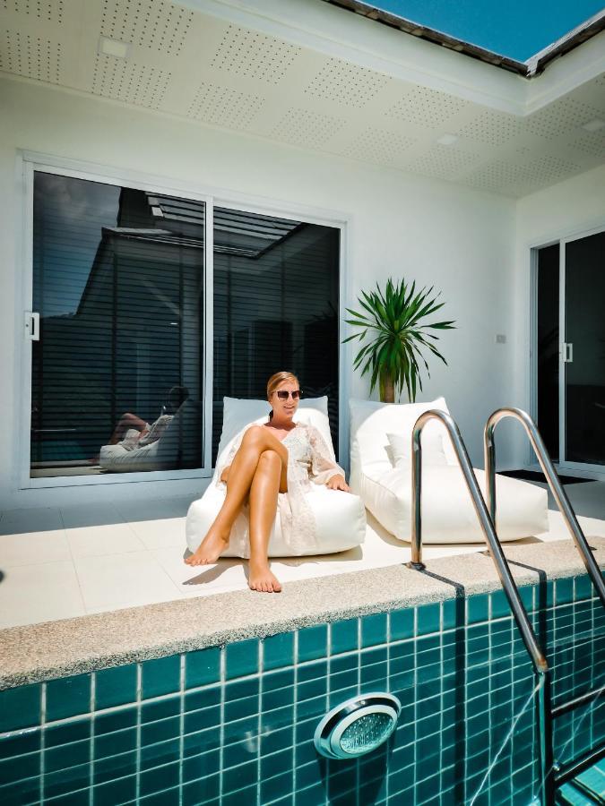 Baankuer Hill Pool Villa เกาะลันตา ภายนอก รูปภาพ